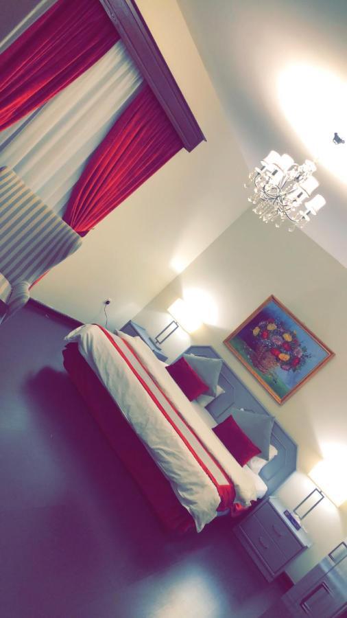 Sixty Three Hotel Suites Ер-Ріяд Екстер'єр фото